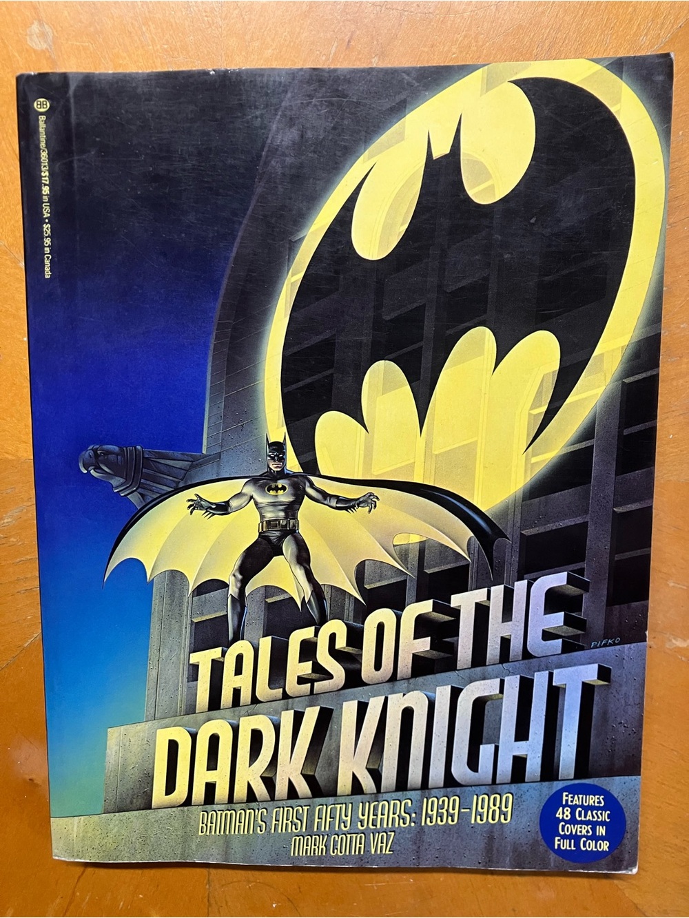 Vintage 1989 Batman Tales of the Dark Knight First Edition Book